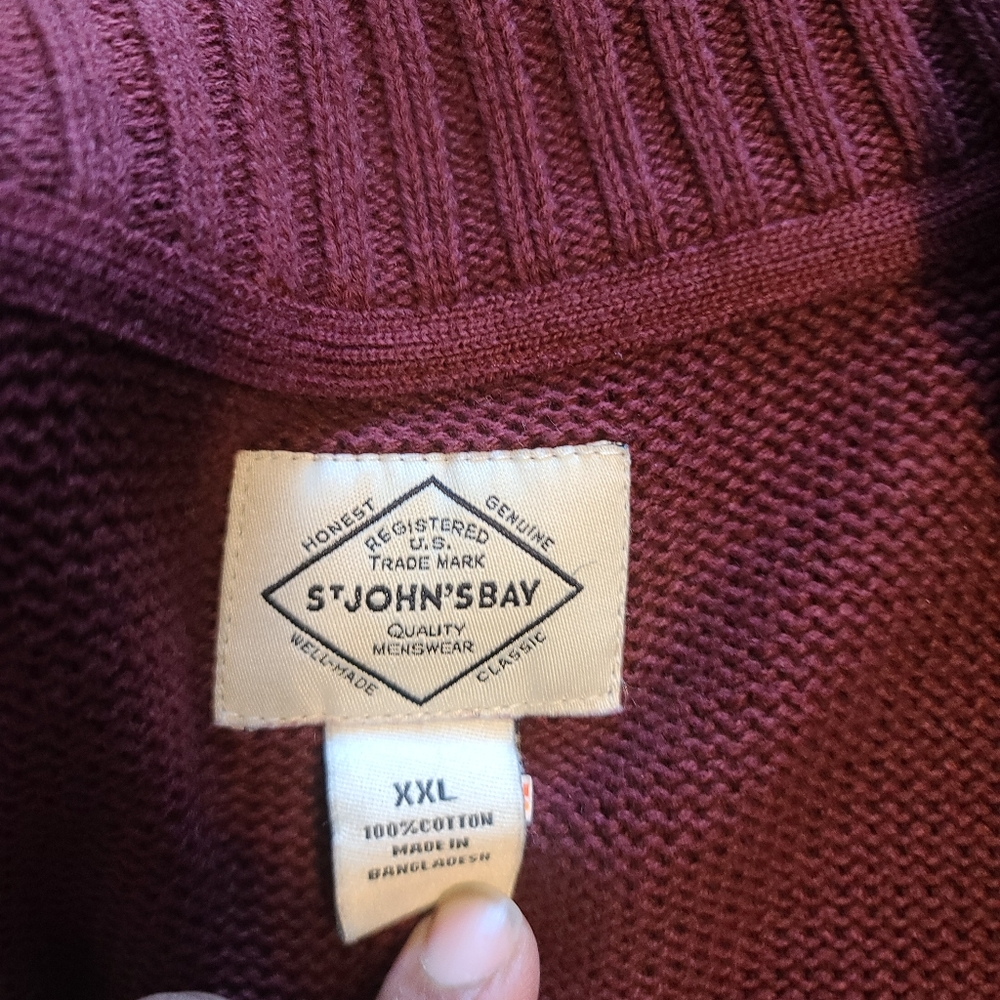Sweater - Picture 2 of 3